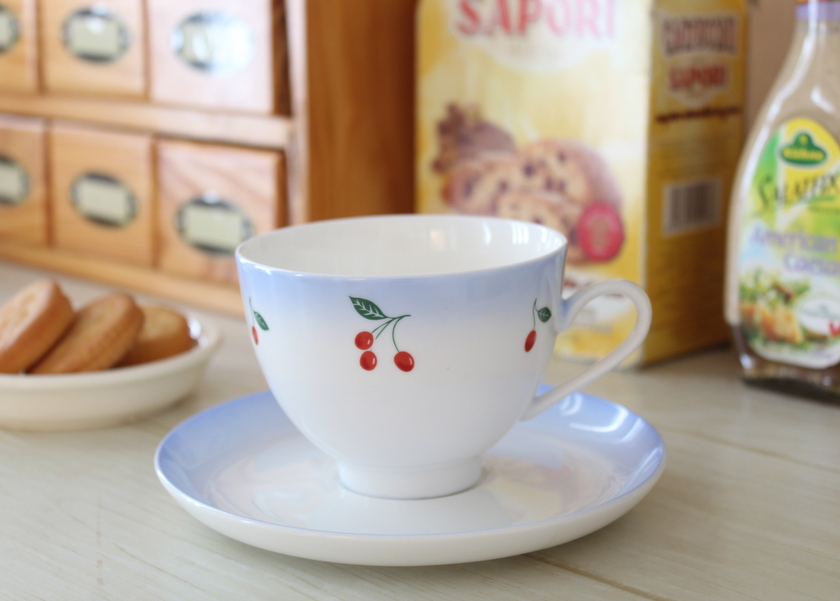 メゾンドマニー チェリー 陶器 ラフレゾン カップ&ソーサー