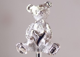 ���]���h�}�j�[ ���^���J�g�����[ �x�A �V���o�[ �}�h���[