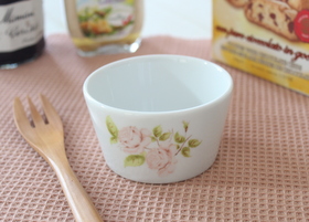 イマン ダイアナローズ 陶器 デザートカップ