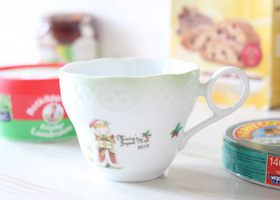 マニー クリスマス・レース陶器 ティーカップ(グリーン)