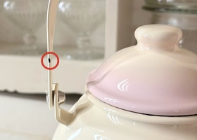 �y�󂠂�10%OFF�z�C�}�� �r�r�A�� �z�[���[ ���g���P�g��1.5L